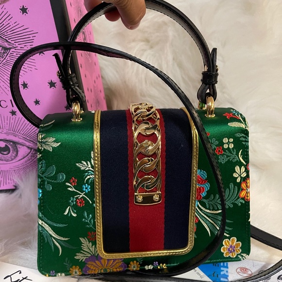 Authentic Gucci Mini salvi - Picture 12 of 14